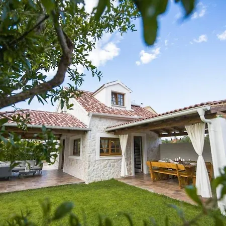 House For Rent Leila Holiday home