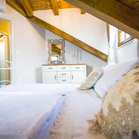 House For Rent Leila Ferienhaus *