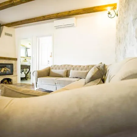 House For Rent Leila