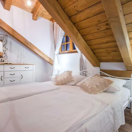 House For Rent Leila