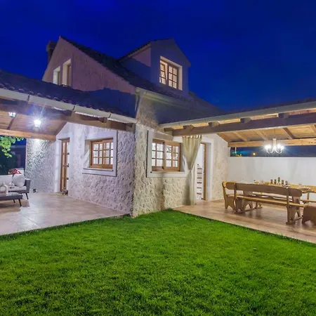 House For Rent Leila Casa de Férias *