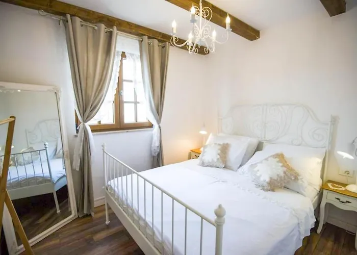 House For Rent Leila * שיבניק