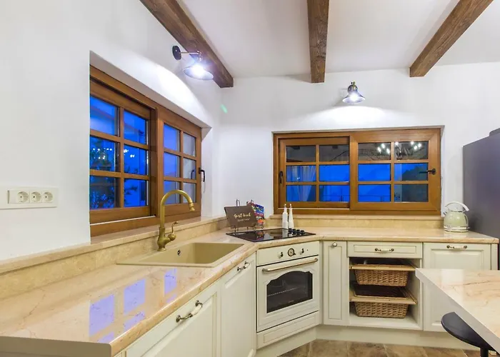 House For Rent Leila בית נופש