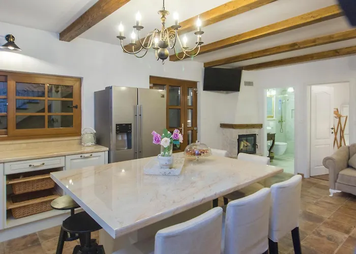 בית נופש House For Rent Leila שיבניק