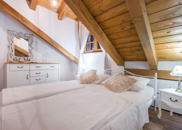 House For Rent Leila